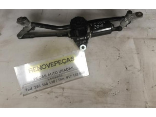 Двигатель стеклоочистителей KIA Ceed