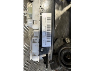 Блок управления климат-контролем Jeep Cherokee III KJ