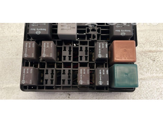 Pojistková skříňka 82201-08024, 665925 SsangYong Rexton 2005