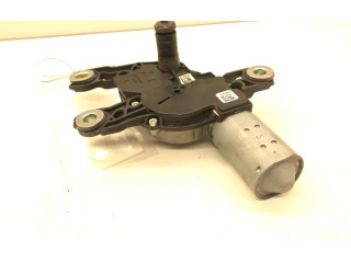 Моторчик заднего дворника 8V0955711C    Volkswagen Caddy