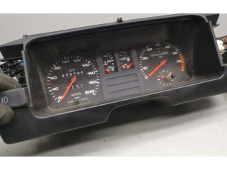 Přístrojová deska Audi 80 90 B2 1982 81117434, 88471068