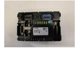 Блок предохранителей 00522200930   Jeep Renegade    