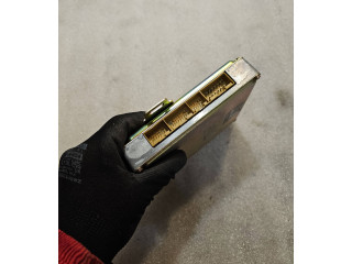 Блок управления двигателя 8A0906266H   Audi A8 S8 D2 4D