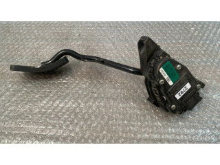 Педаль акселератора