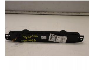 Блок управления климат-контролем 98340416ZD   Peugeot Partner III