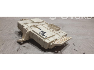 Блок предохранителей  91950-A2011, 91950-A2011   KIA Ceed    