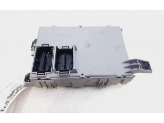 Блок предохранителей 520158930 Opel Combo D