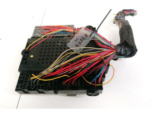 Блок предохранителей  1451459, 1445335   Volvo V70    