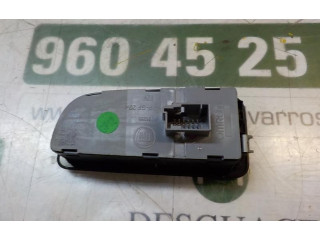 Блок управления 735442323, 7354423220 Fiat Linea