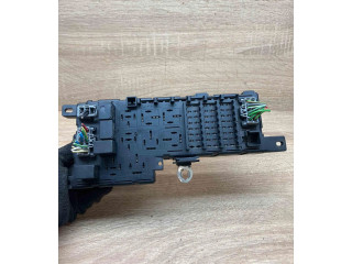 Блок предохранителей 9494207, 518322003 Volvo S80