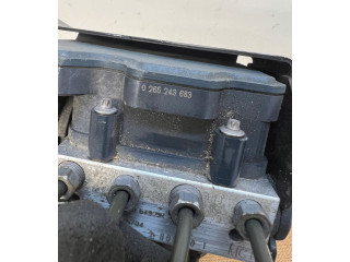 Блок АБС 476605492r Renault Clio IV 2012 - года