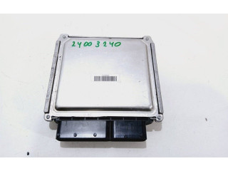 Блок управления двигателя 04L906056HJ   Skoda Karoq