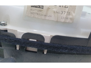 Přístrojová deska Opel Zafira C 2013 13433775