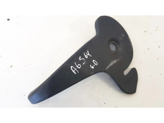 Другая деталь салона