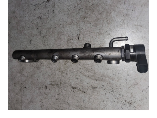 Топливная рампа 04591853AF Jeep Grand Cherokee (WK) 5.7