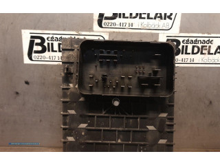 Блок предохранителей 1K0937125A   Audi A3 S3 8P    