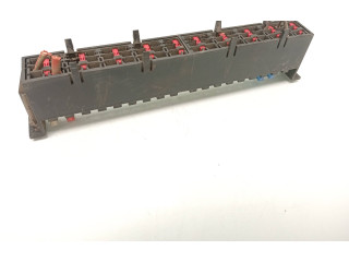 Блок предохранителей 9015450119 Volkswagen Crafter CEBB