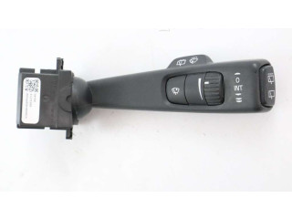 Ручка стеклоочистителей 31275360   Volvo V70