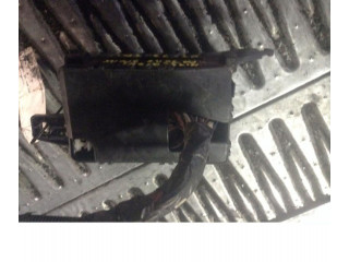 Pojistková skříňka Mitsubishi Pajero 2002