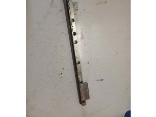 Топливная рампа 8658593   Volvo XC90   для двигателя b6294t