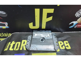 Блок управления двигателем Блок управления 237102071R   Renault Clio I