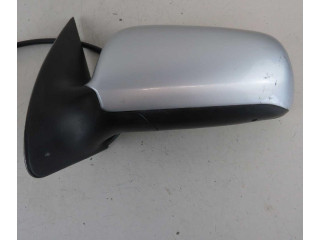 Зеркало электрическое Skoda Fabia Mk3 (NJ) 2015 - 2021 года