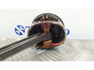 Поршень с шатуном W10B16D 04777716AA Mini One - Cooper R50 - 53 1.6