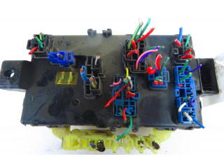 Блок предохранителей 8260087411 Daihatsu Terios