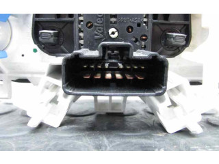 Блок управления климат-контролем 69837001 Renault Twingo II