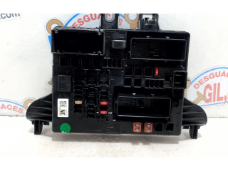 Блок предохранителей 13277321, 131807 Opel Insignia A