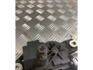 Моторчик заднего дворника 2K0955712C    Volkswagen Caddy