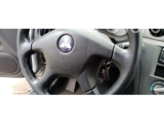 Volant Mitsubishi Outlander 2003