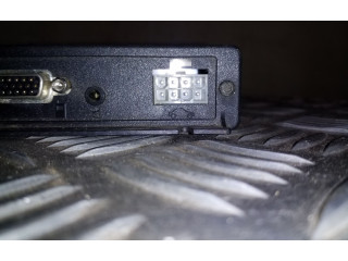 Блок управления E1021748 Toyota Corolla E120 E130