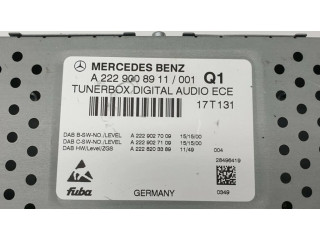 Радио/ проигрыватель CD/DVD / навигация