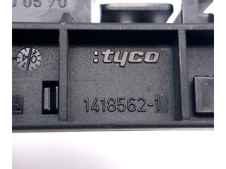 Блок предохранителей A1695450001, 550000570   Mercedes-Benz A W169    