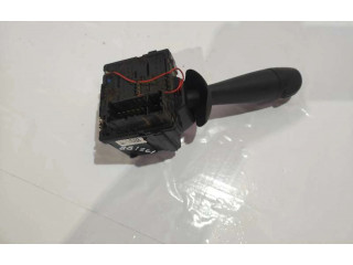 Ручка стеклоочистителей E1109568   Dacia Duster