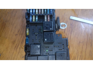 Блок предохранителей 518322011, 8645364   Volvo V70    