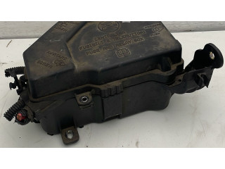   Pojistková skříňka    Alfa Romeo Giulietta 2011