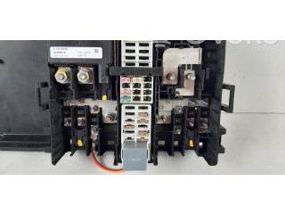 Блок предохранителей  32265019   Volvo XC90    