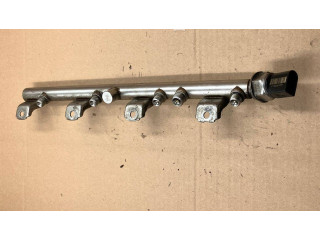 Vstřikovací lišta 7537319 BMW M5 F10 M5 S63B44B 412kw