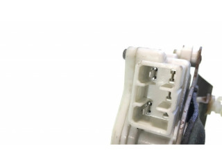 Двигатель центрально замка