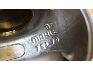 Píst Audi A4 S4 B6 8E 8H