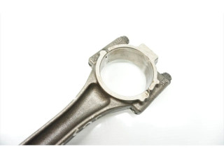  Поршень с шатуном    Volkswagen Golf Cross  