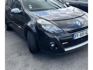 Блок управления климат-контролем    Renault Clio III