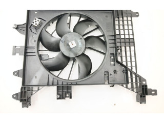 Вентилятор радиатора     214814567R, 5YY0548    Dacia Duster 