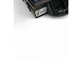 Блок предохранителей 32209198 Volvo XC90