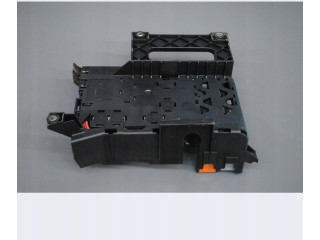   Pojistková skříňka 7L0937548C   Audi Q7 4L 2005