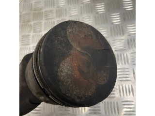 Píst 620 Mitsubishi Pajero pro naftový motor 2.8