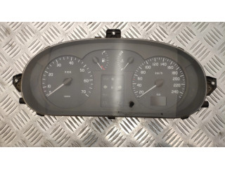 Přístrojová deska Renault Scenic I 2001 P8200071820, 216501761