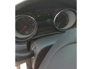 Přístrojová deska Opel Astra K 2017 39102855